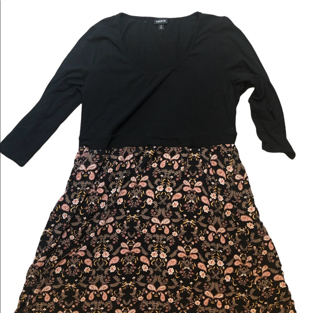 Torrid Black and Tan Paisley Babydoll Round Neckline Dress